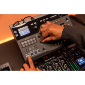 �J���[�o���G�[�V����