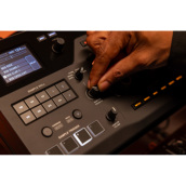 �J���[�o���G�[�V����