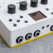 �J���[�o���G�[�V����