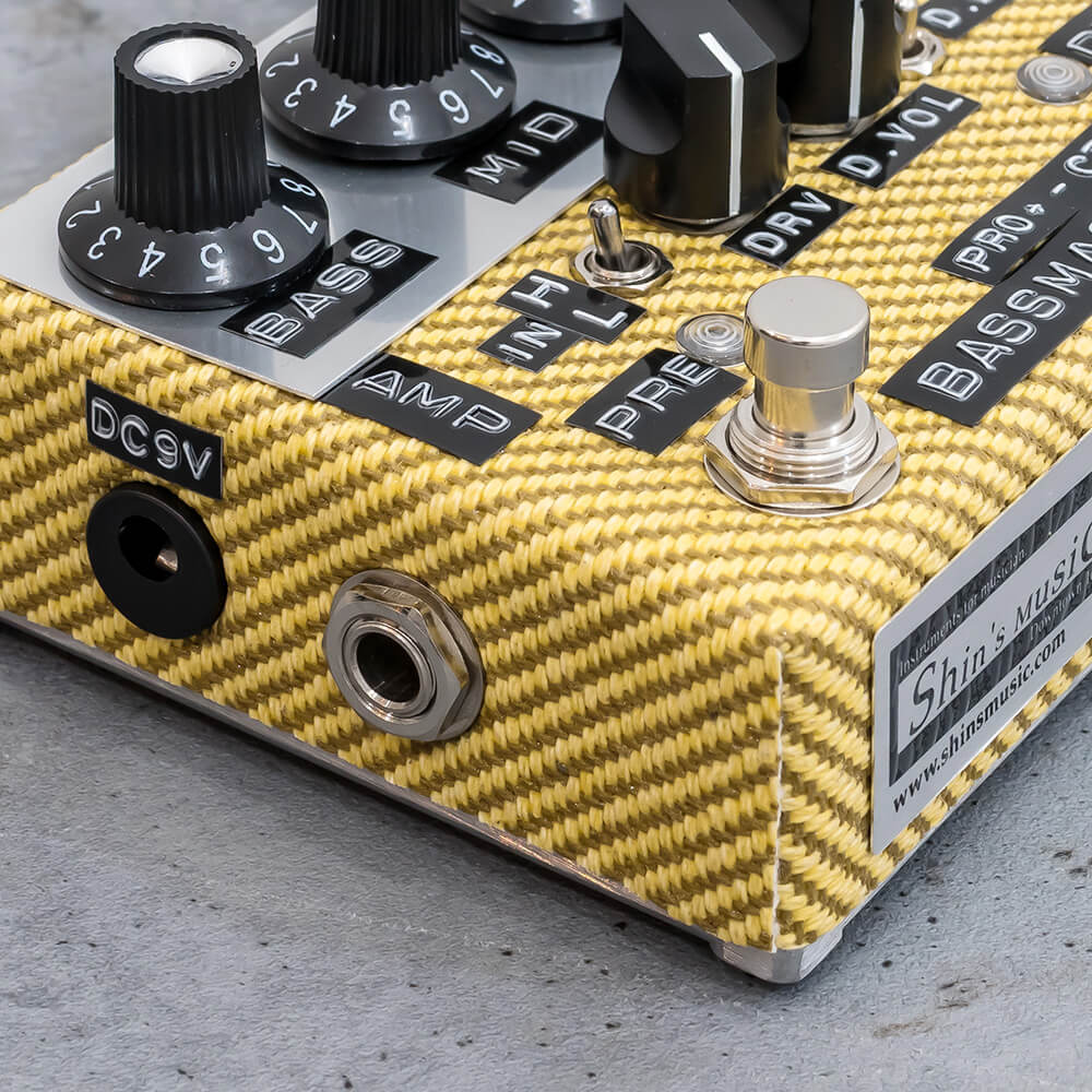 �J���[�o���G�[�V����