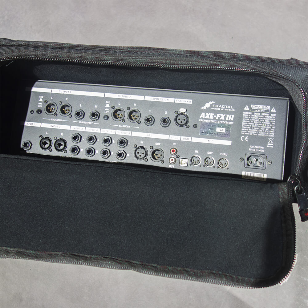 FRACTAL AUDIO SYSTEMS Axe-Fx III+GATOR Rack Case付き｜ミュージック
