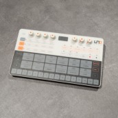 �J���[�o���G�[�V����