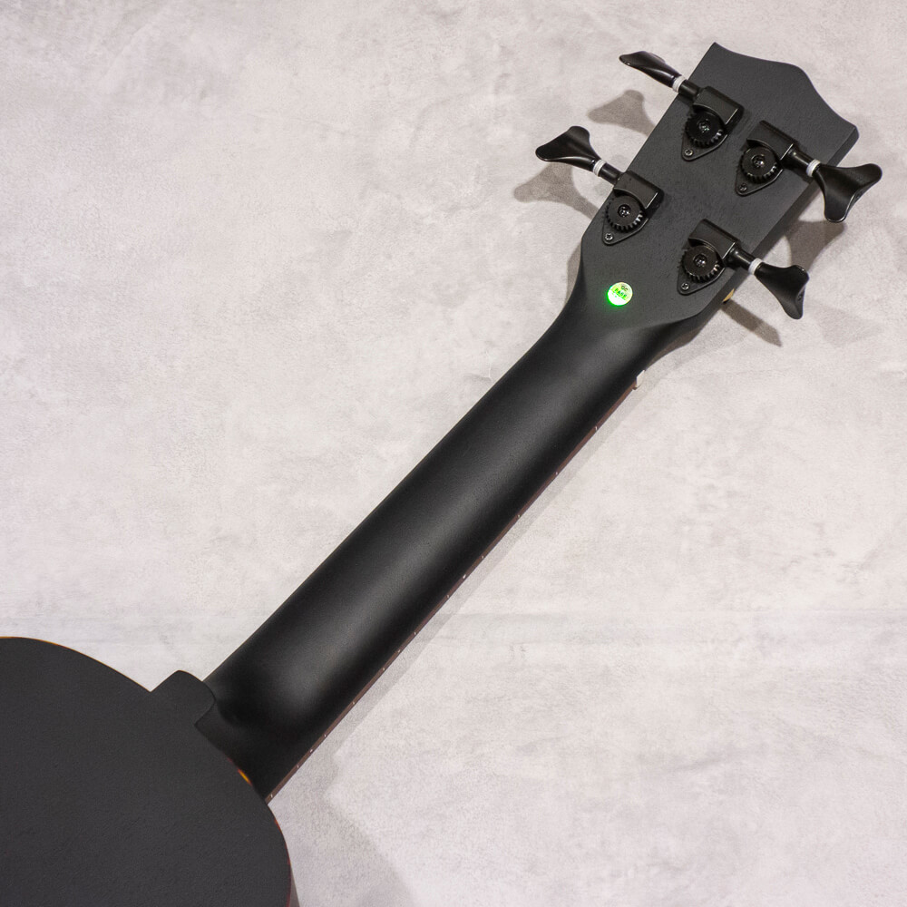 Key pilina UKB-500 F-Hole Black - ウクレレベース・フレットなし
