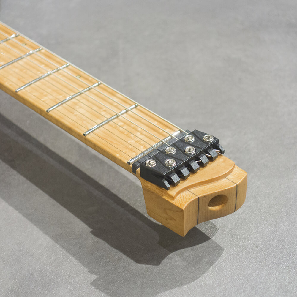 strandberg Salen Classic NX 6 Tremolo Black｜ミュージックランドKEY