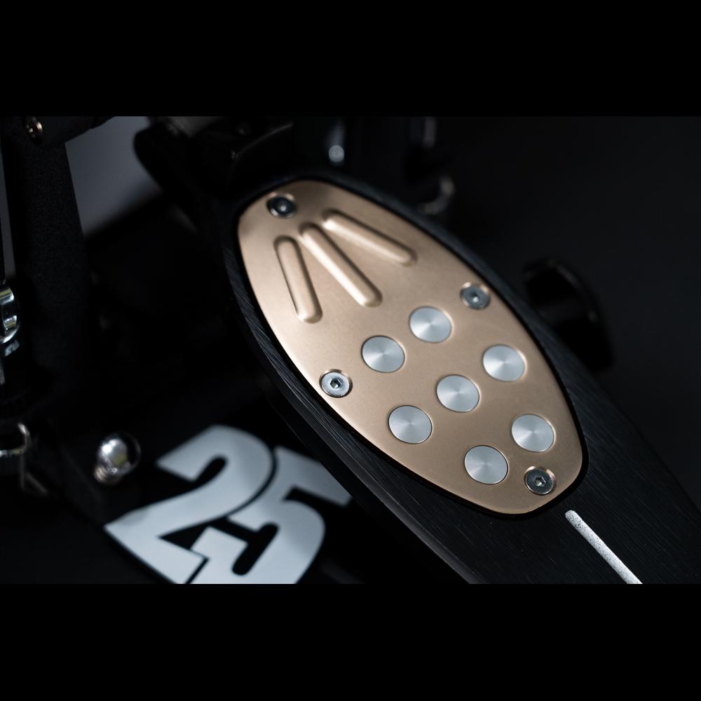 Pearl P-2050C/B Eliminator 25th Anniversary Model Limited