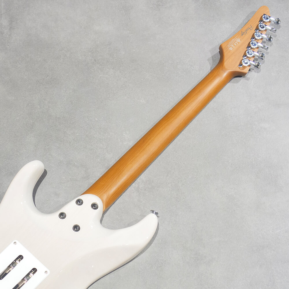 Ibanez AZ Prestige AZ2204N-AWD (Antique White Blonde