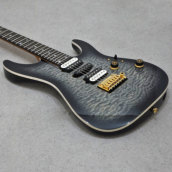 �J���[�o���G�[�V����