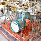 �J���[�o���G�[�V����