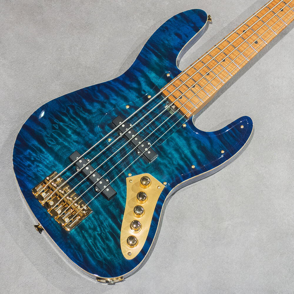 �J���[�o���G�[�V����