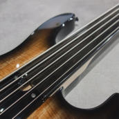 �J���[�o���G�[�V����