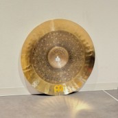 �J���[�o���G�[�V����