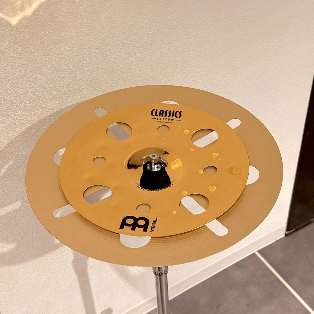 �J���[�o���G�[�V����