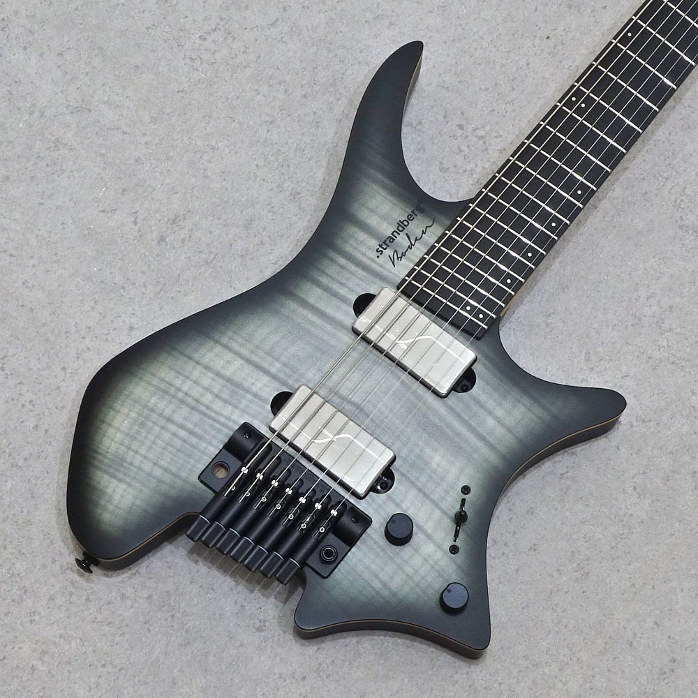 �J���[�o���G�[�V����