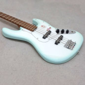 �J���[�o���G�[�V����