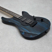 �J���[�o���G�[�V����