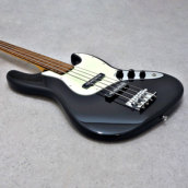 �J���[�o���G�[�V����