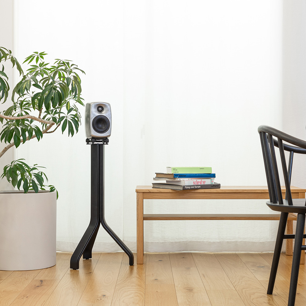 GENELEC 8000-450 ブラック [TRIOL スタンド]｜ミュージック