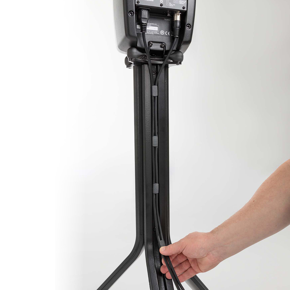 GENELEC 8000-450W ホワイト [TRIOL スタンド]｜ミュージックランドKEY