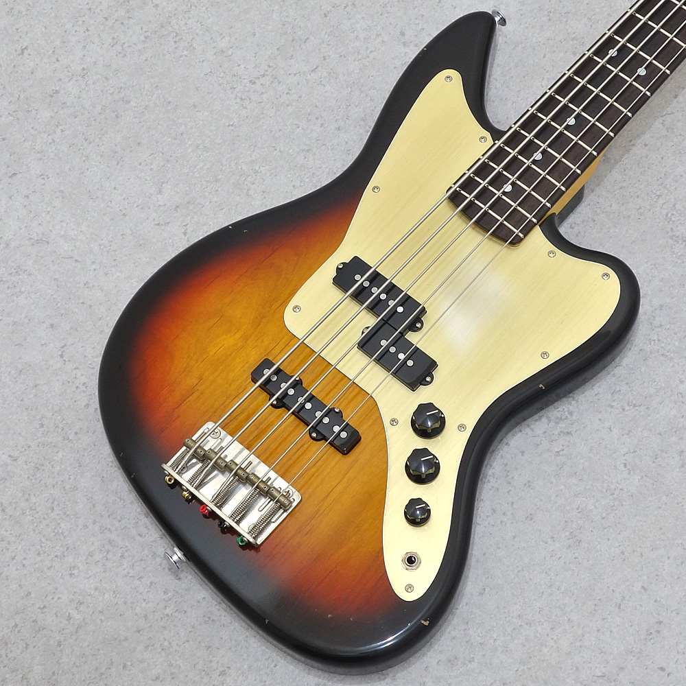 �J���[�o���G�[�V����