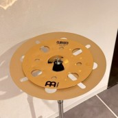 �J���[�o���G�[�V����