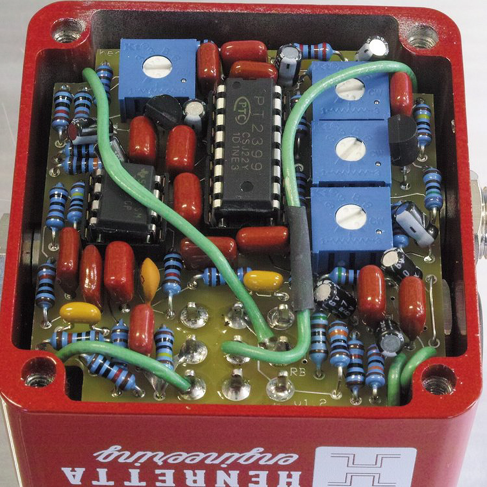 Henretta Engineering Red Brick Delay｜ミュージックランドKEY