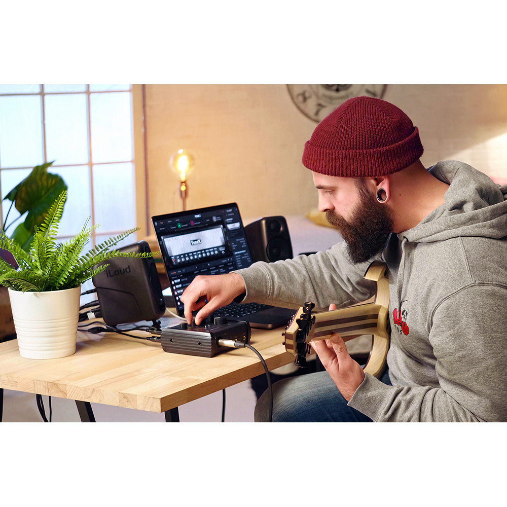 【美品】AXE I/O ONE 【ライセンス譲渡処理済み】 IK Multimedia AXE I/O ONE 価格比較 - 価格.com