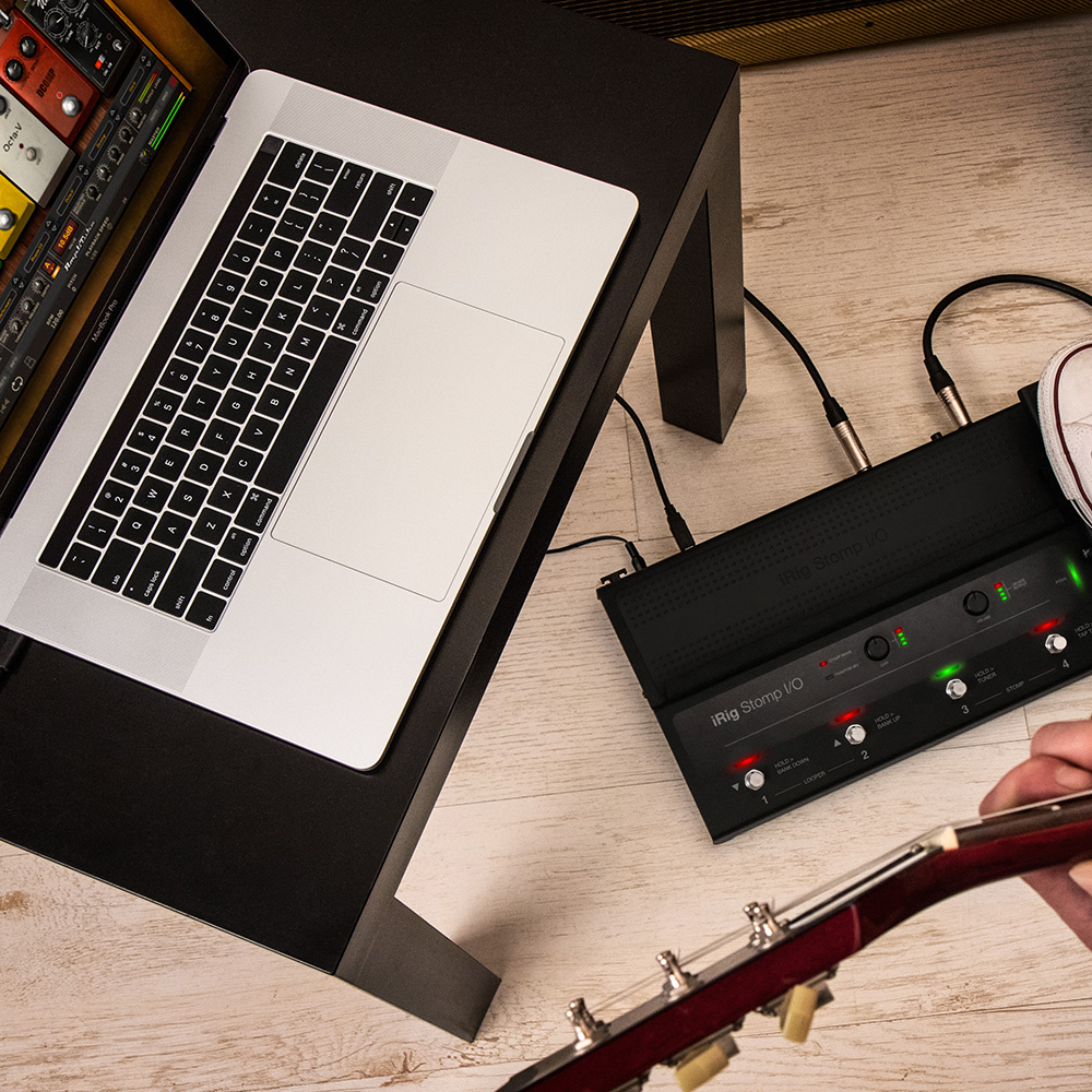 大得価大人気iRig Stomp I/O iPadと延長ケーブル付　保証期間内　送料込　IK Multimedia マルチエフェクター