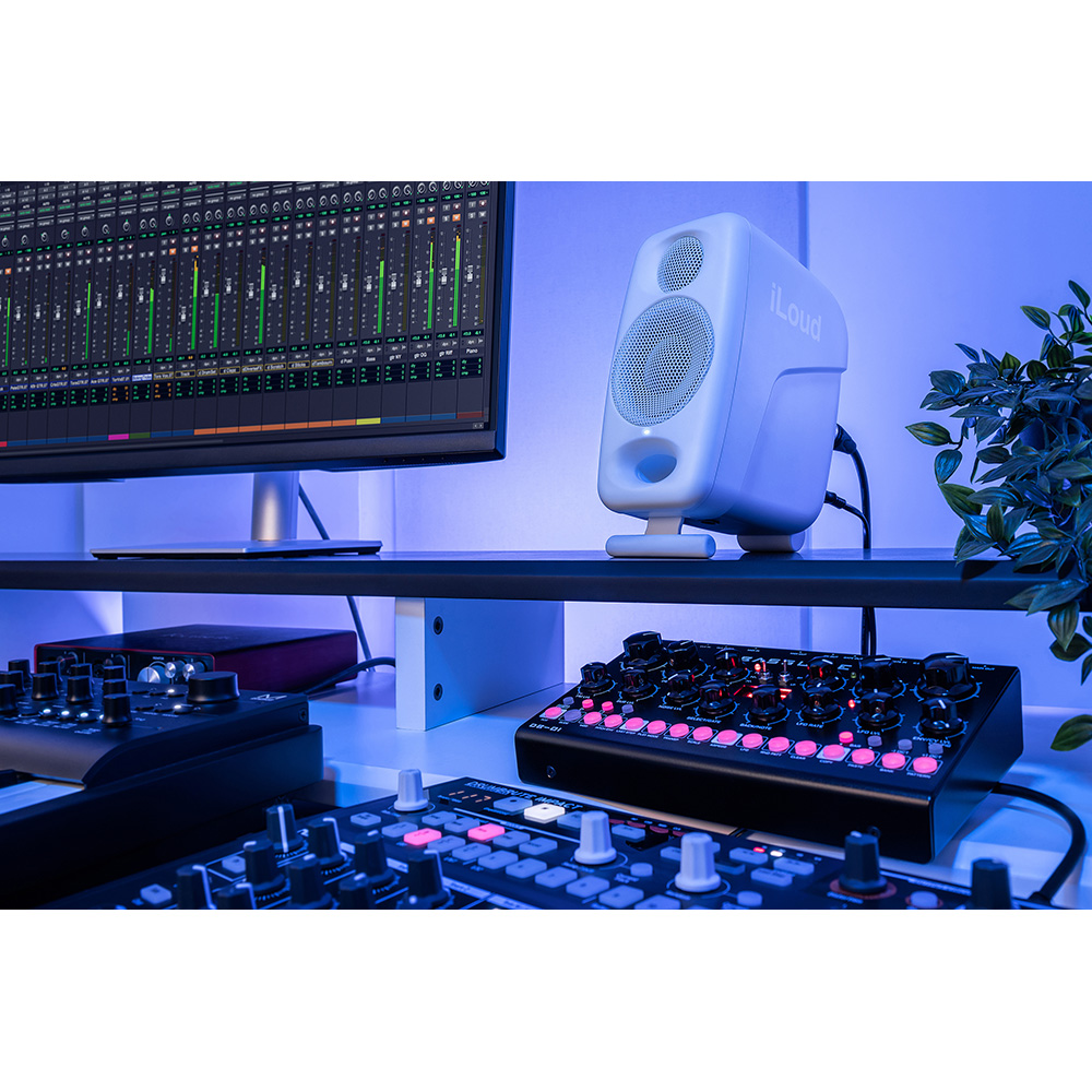 配信機器・PA機器・レコーディング機器 IK Multimedia iLoud Micro Monitor White IK Multimedia】全てがよりパワフルに！小型モニターの決定版