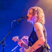 �J���[�o���G�[�V����