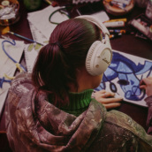 �J���[�o���G�[�V����