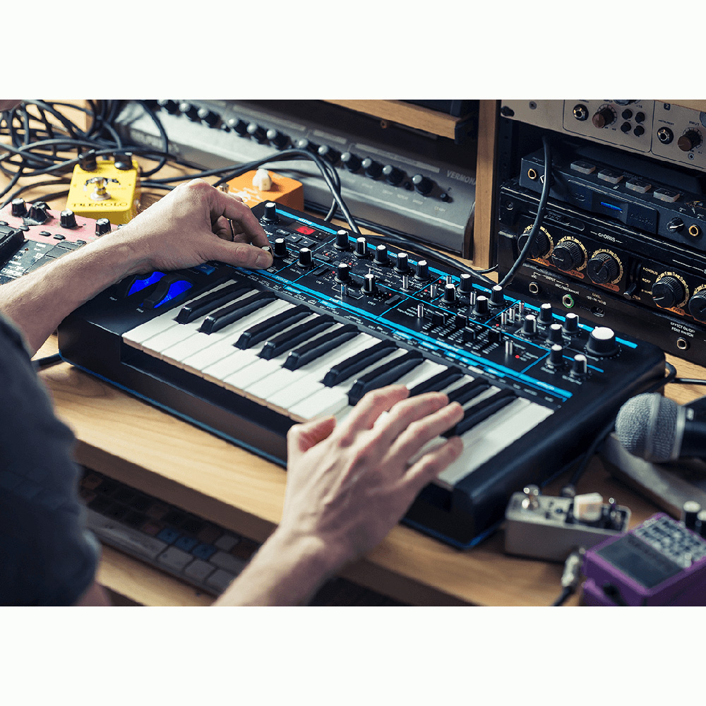 人気商品！ Novation 【mattsun様専用】NOVATION Bass 2 station