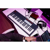 �J���[�o���G�[�V����