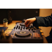 �J���[�o���G�[�V����