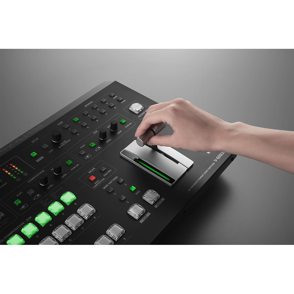 Roland V-600UHD 4K HDR Multi-format Video Switcher Roland V-600UHD 4K HDR Multi-format Video Switcher
