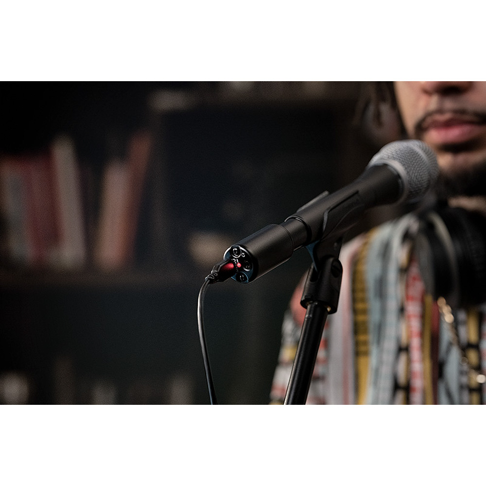 その他 SHURE MVX2U Shure MVX2U XLR-to-USB Digital Interface with Versatile Features