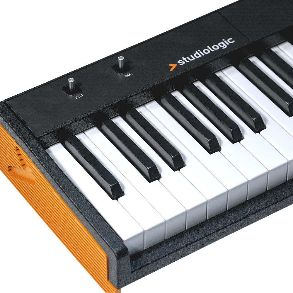 studiologic NUMA COMPACT 2 ステージピアノスピーカー 鍵盤楽器 楽器/器材 おもちゃ・ホビー・グッズ 印象のデザイン